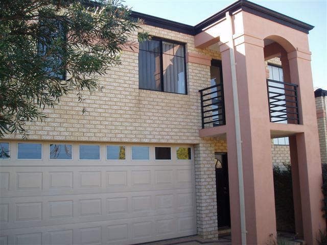 3 bedrooms Townhouse in 3/13 Edgehill Street SCARBOROUGH WA, 6019
