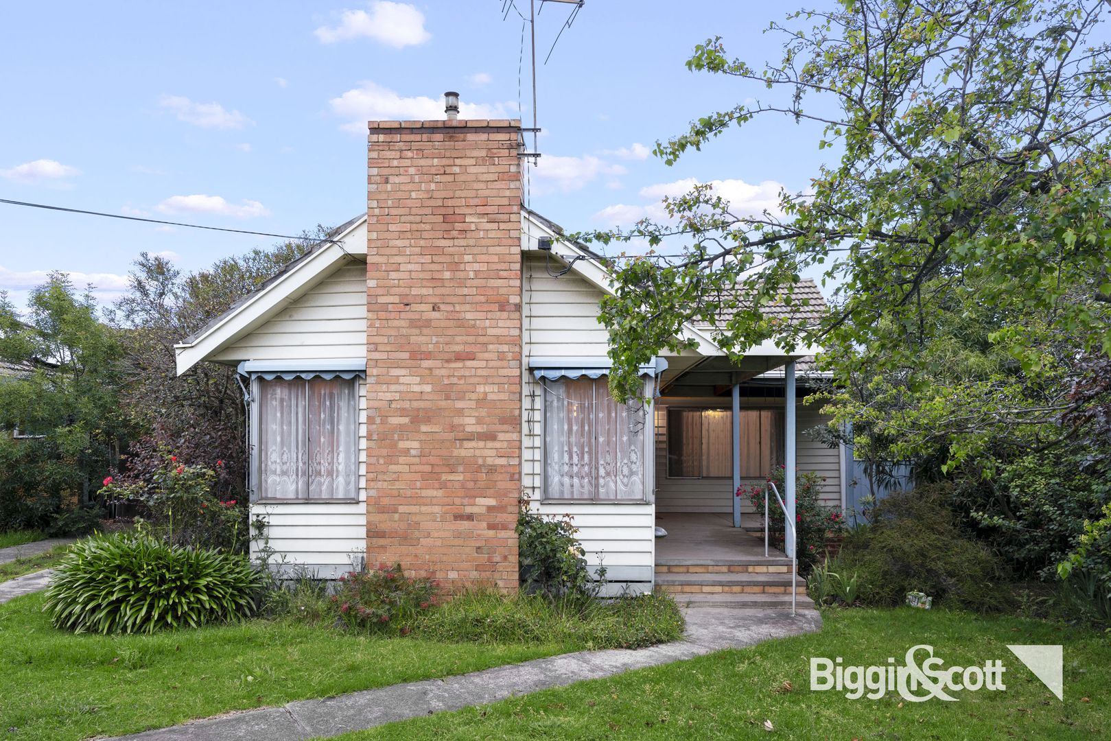 11 Viola Avenue, Brooklyn VIC 3012, Image 2