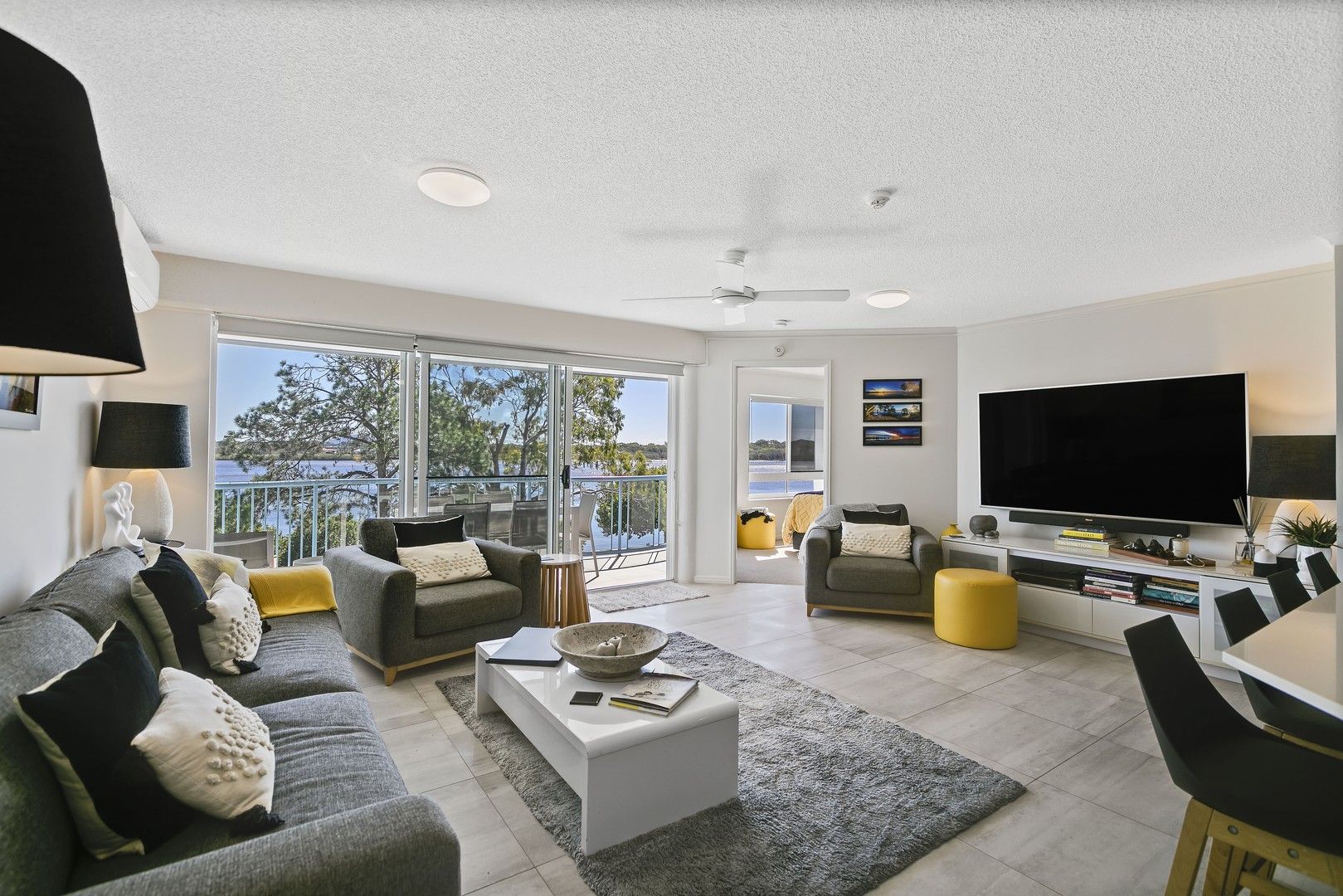 3 bedrooms Apartment / Unit / Flat in 19/2-4 Picnic Point Esplanade MAROOCHYDORE QLD, 4558