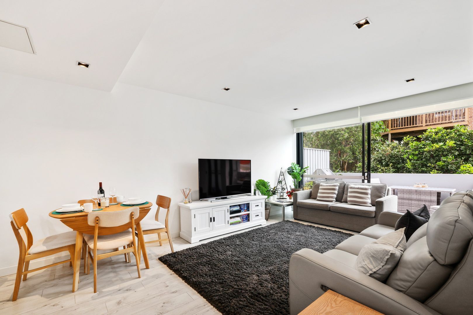 2 bedrooms Apartment / Unit / Flat in 11/62-64 Pittwater Road MANLY NSW, 2095