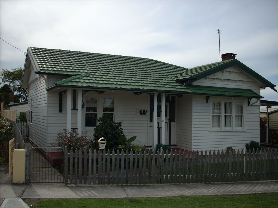 35 Alexandra Road, Ulverstone TAS 7315