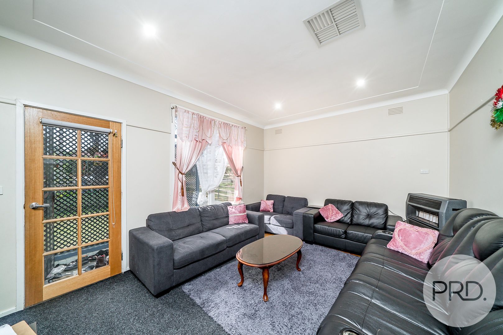 34 Castlereagh Avenue, Mount Austin NSW 2650, Image 1