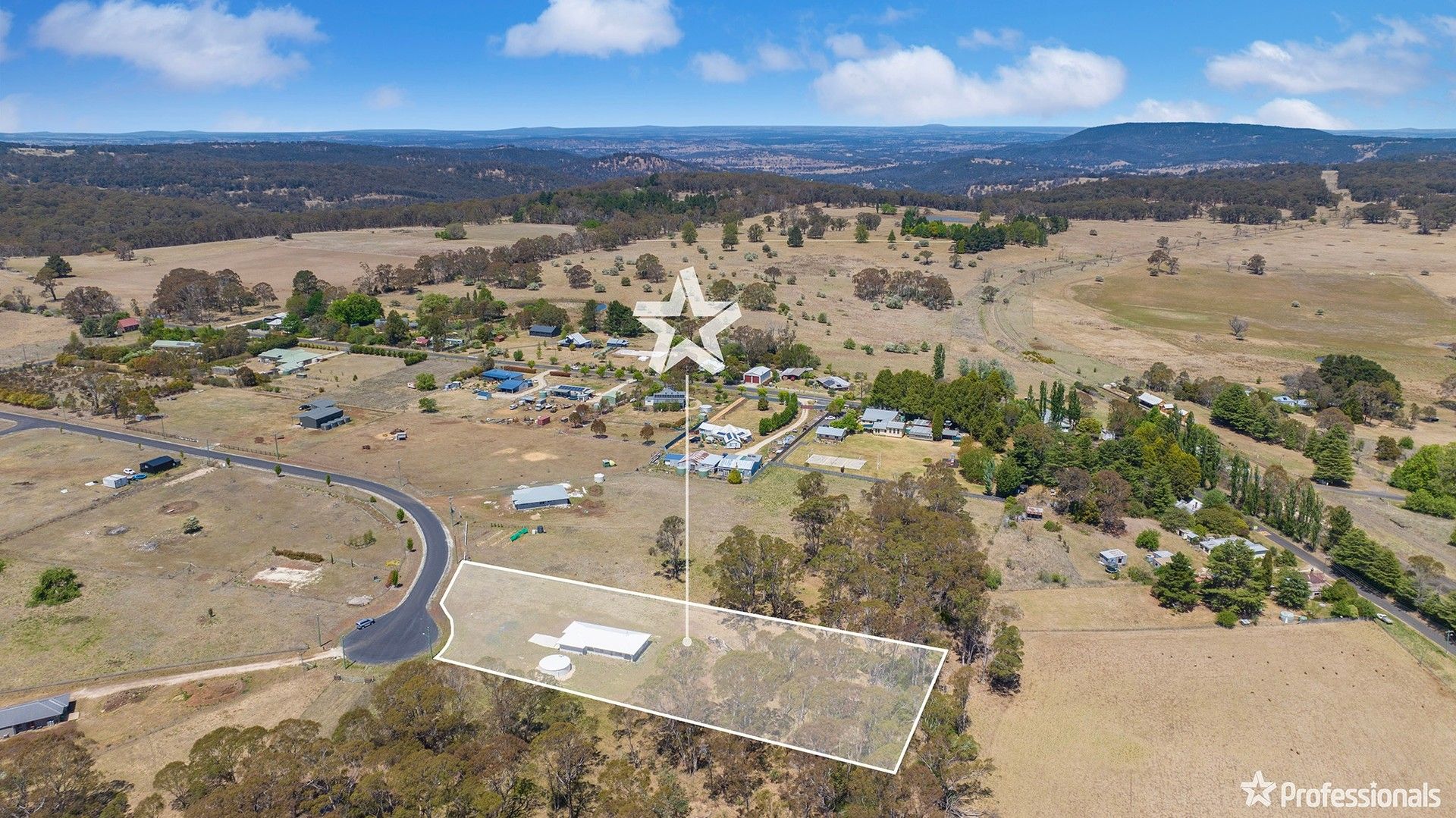 11 Martin Drive, Black Mountain NSW 2365, Image 0