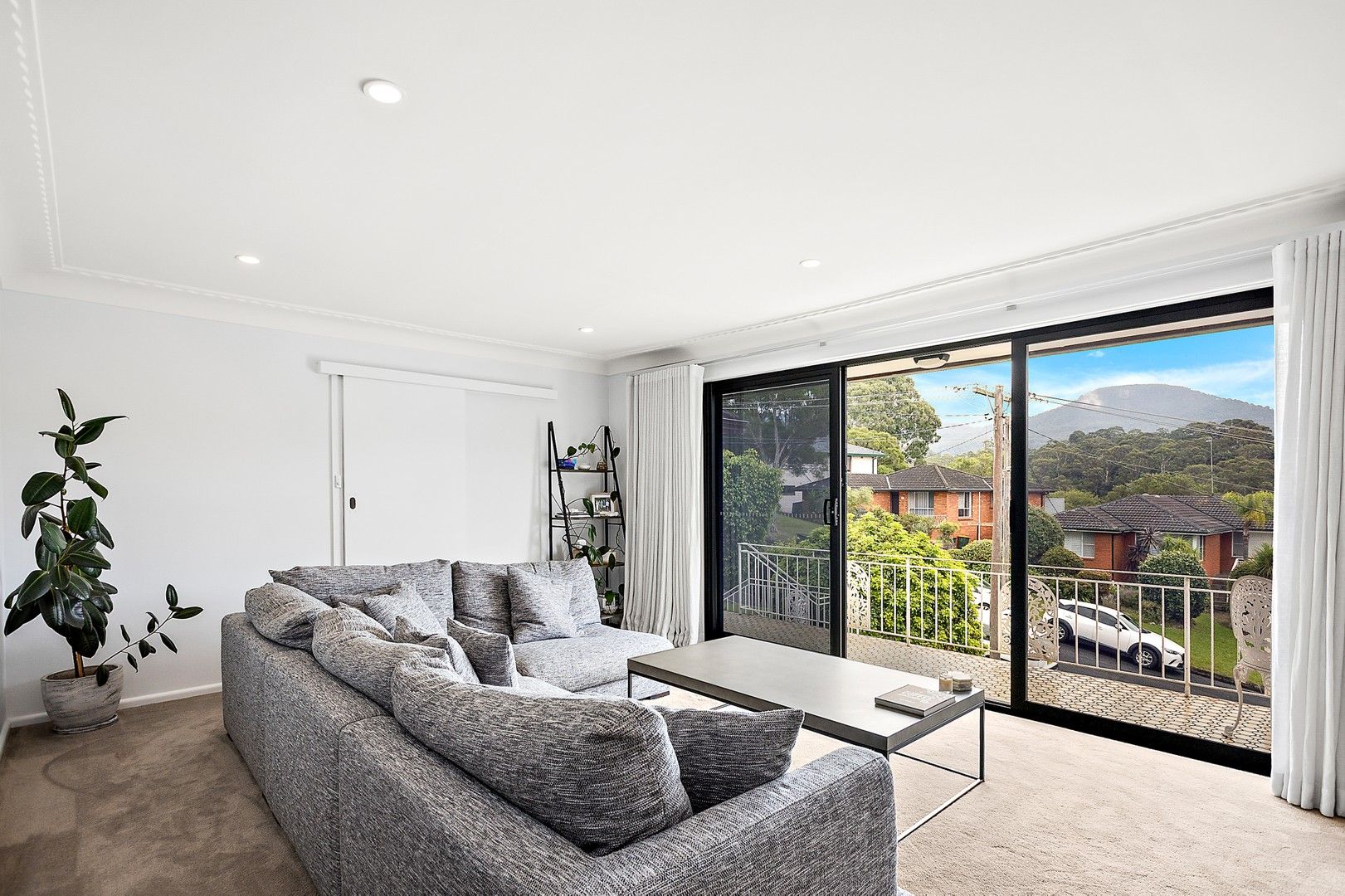 3 bedrooms House in 25 Gellatly Avenue FIGTREE NSW, 2525