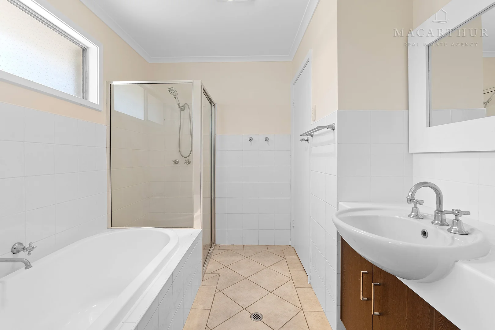 Additional image 7 of 18 Martin Street, Tolland NSW 2650