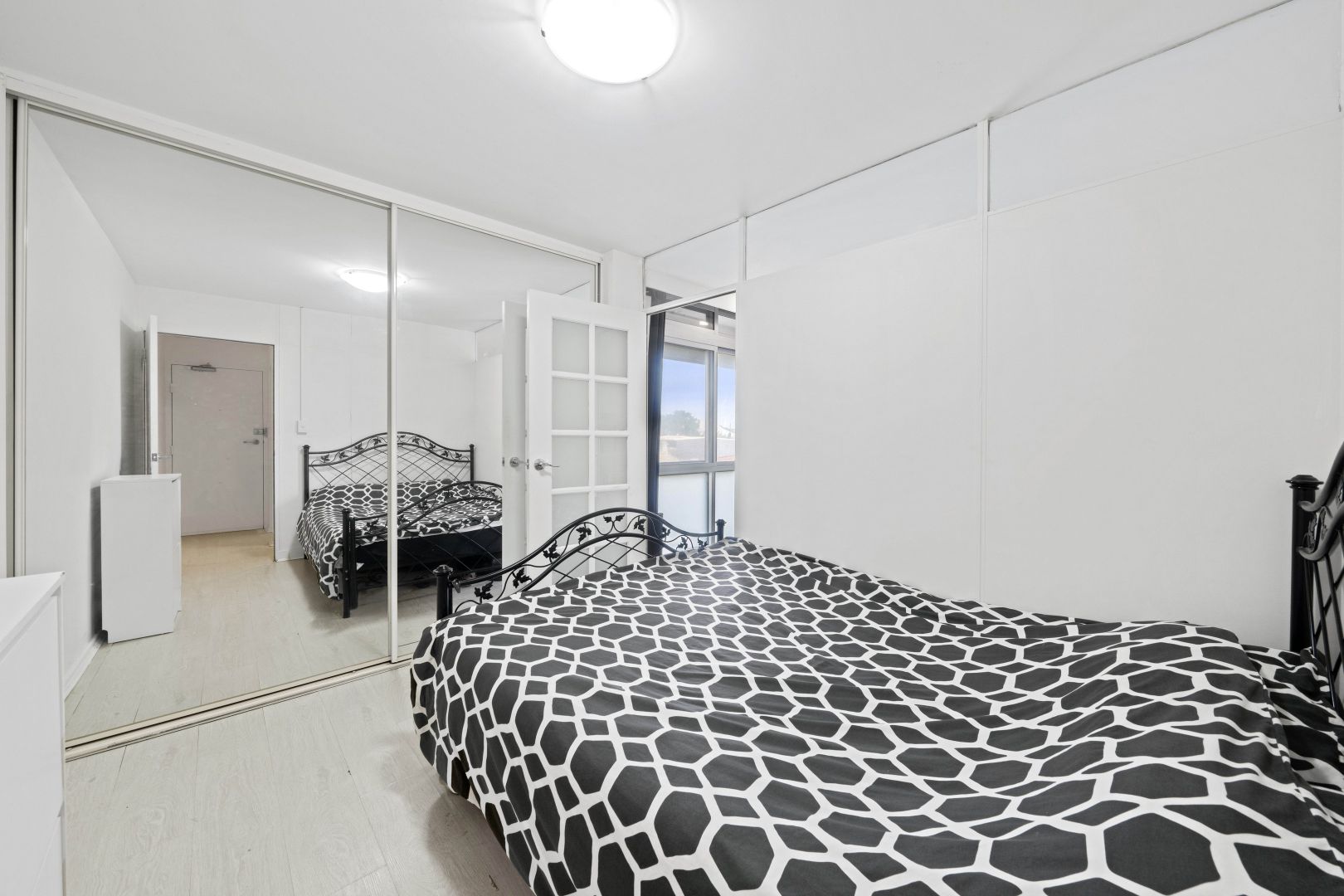 202/29 Newland Street, Bondi Junction NSW 2022, Image 2