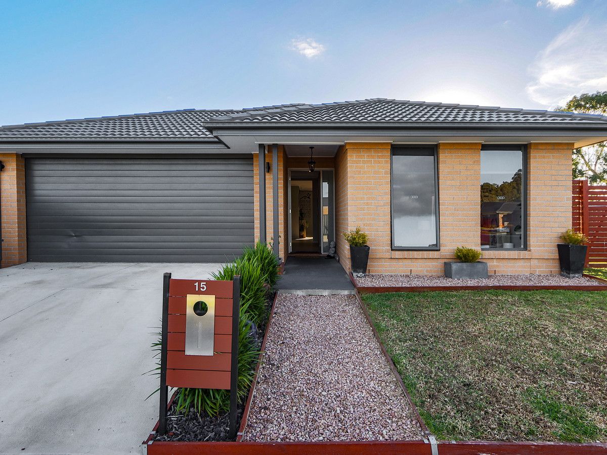 15 Kennelly Crescent, Stratford VIC 3862