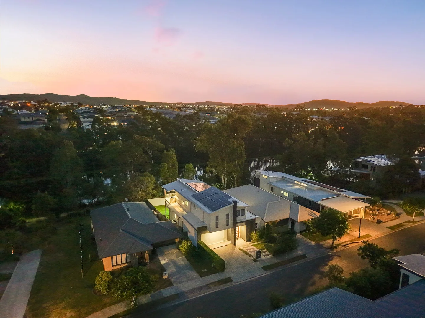 14 Lakeview Place, Springfield Lakes QLD 4300