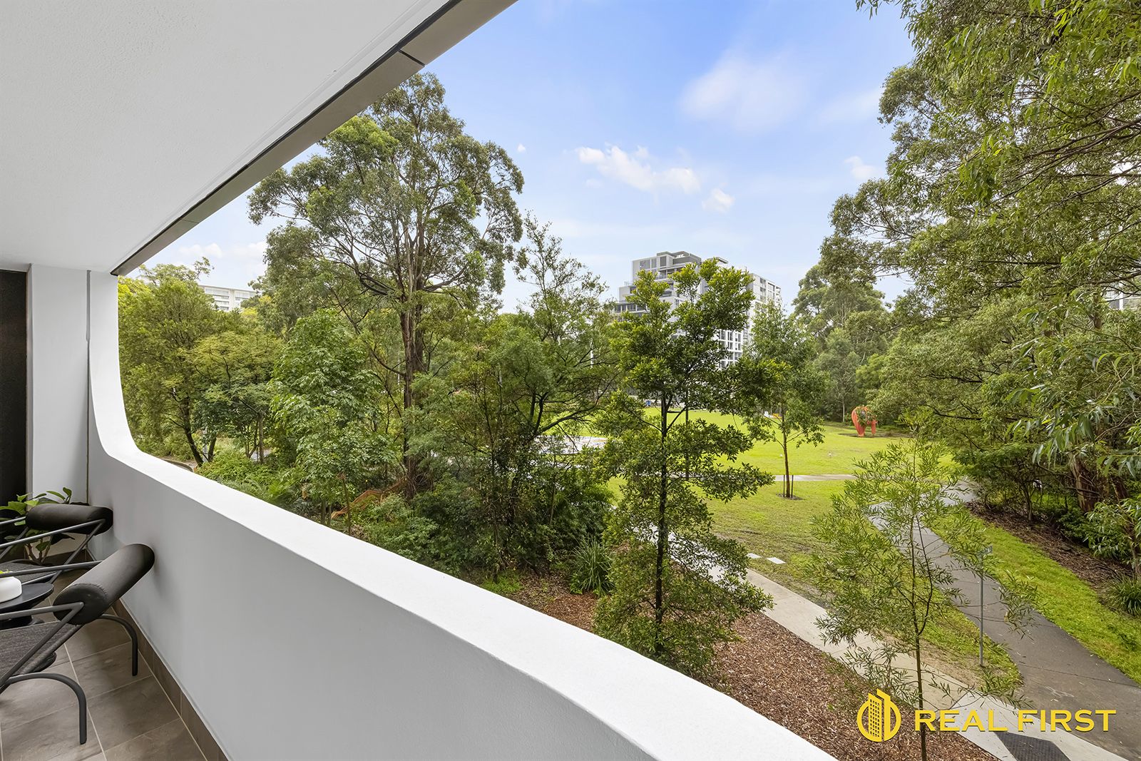 2 bedrooms Apartment / Unit / Flat in 2 Bed/9 PEACH TREE ROAD MACQUARIE PARK NSW, 2113