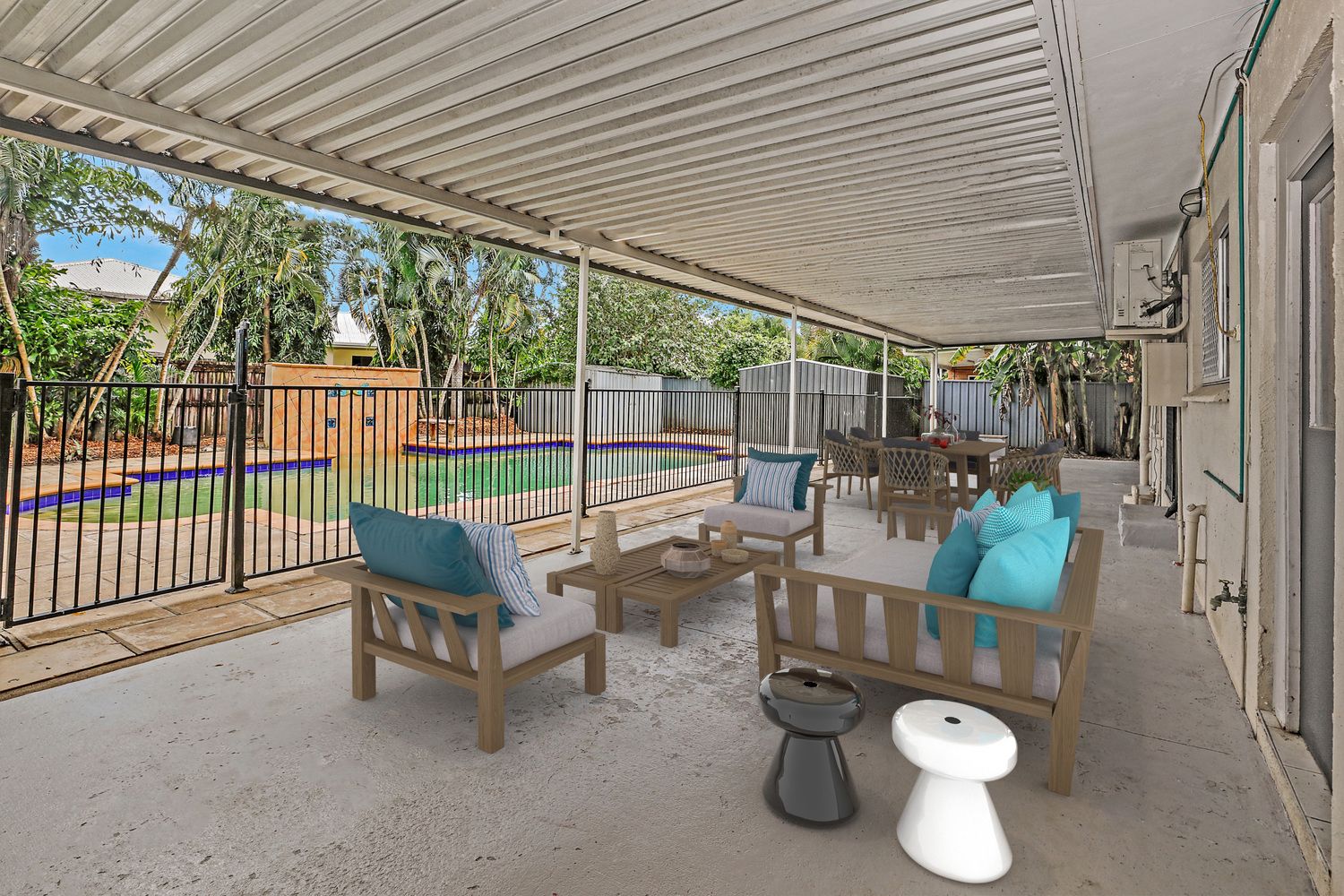 20 Walnut Street, Holloways Beach QLD 4878, Image 2