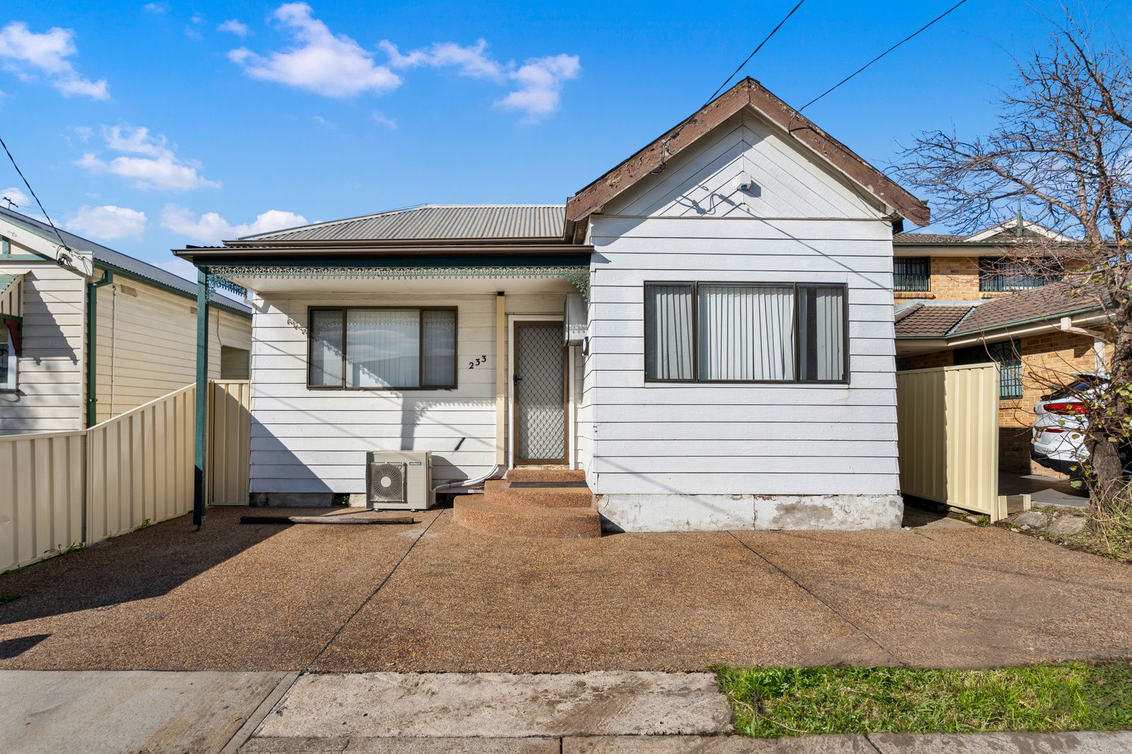 233 Blaxcell Street, South Granville NSW 2142