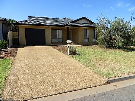 1 DUSSIN STREET, Griffith NSW 2680, Image 0