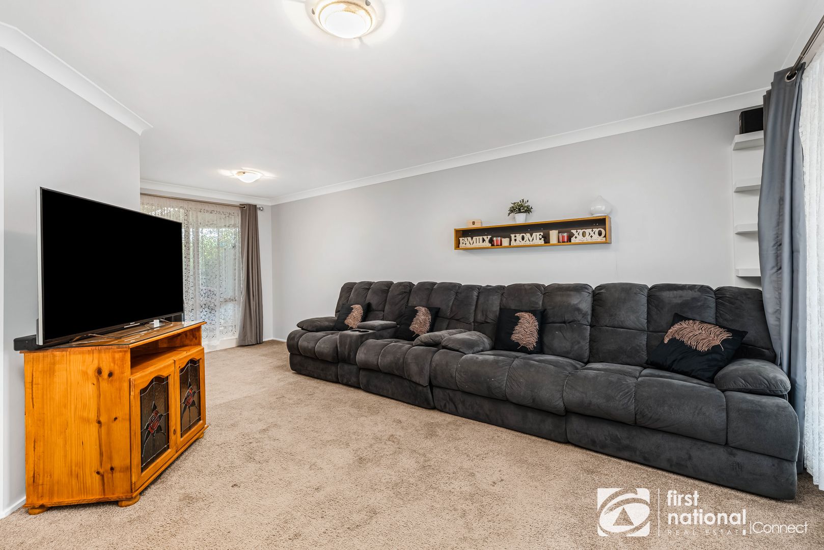 8 Stutt Place, South Windsor NSW 2756, Image 2