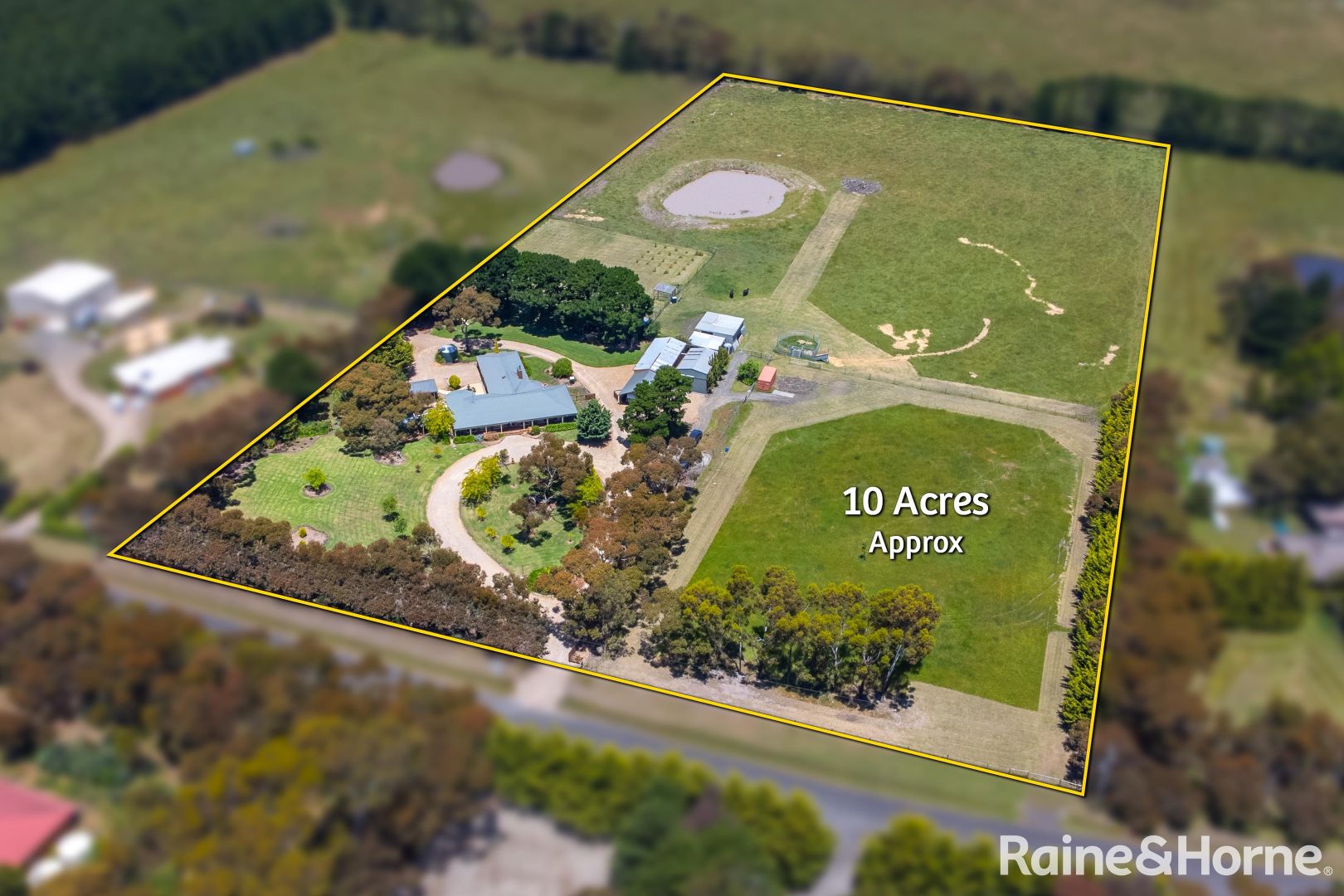 81 Fielding Drive, Gisborne South VIC 3437, Image 2