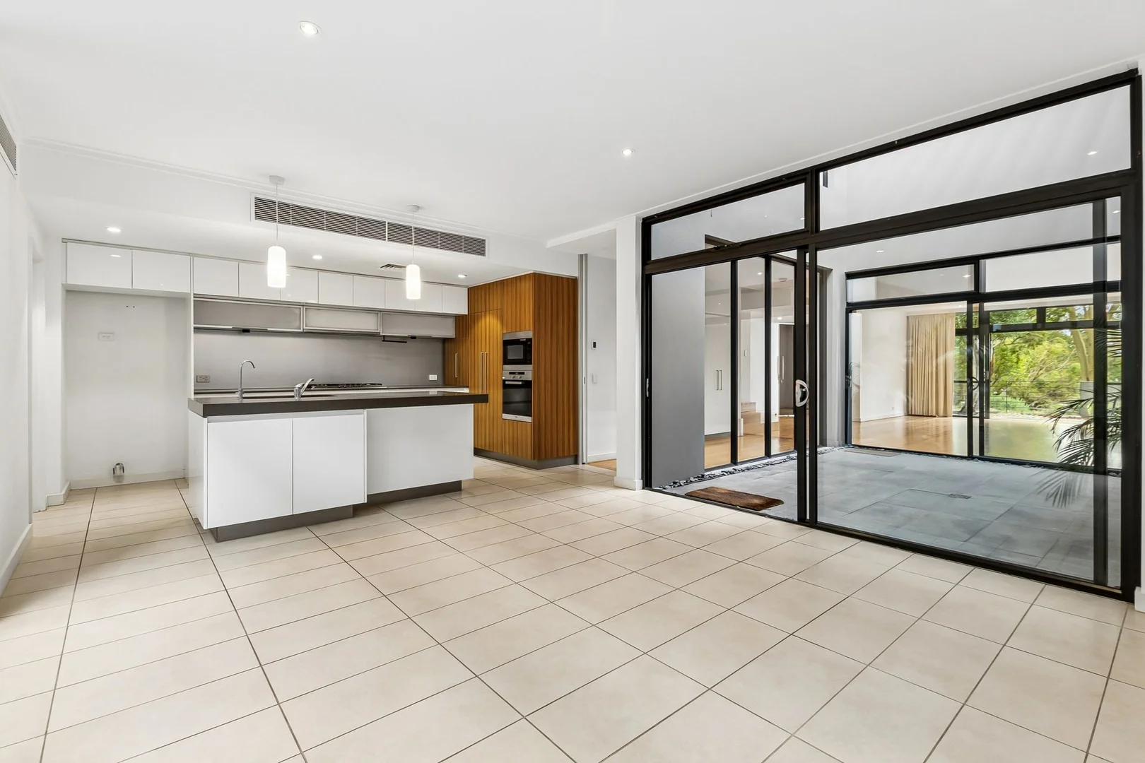 Additional image 19 of 8 Lupin Hill Grove, Nedlands WA 6009