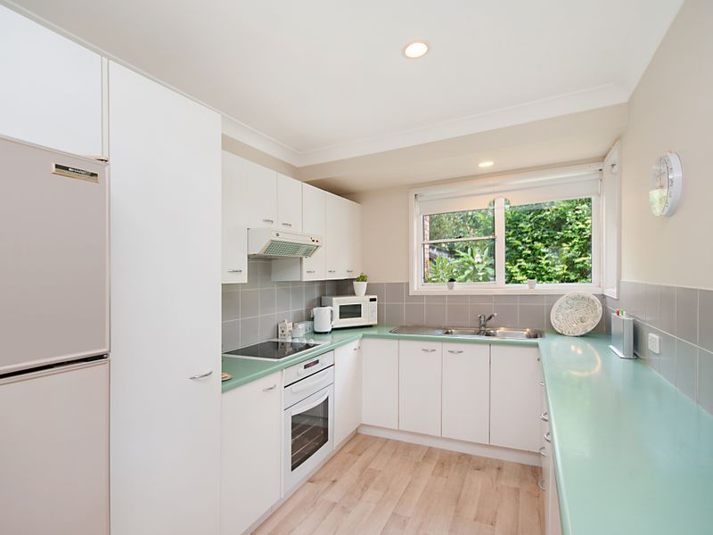 2/2 Scarborough Court, TERRIGAL NSW 2260, Image 2