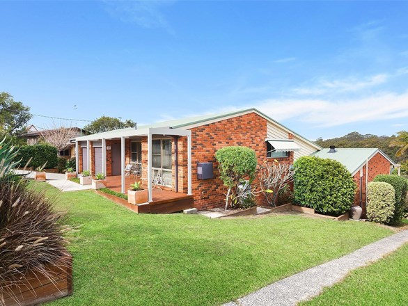 118 Old Gosford Road, Wamberal NSW 2260