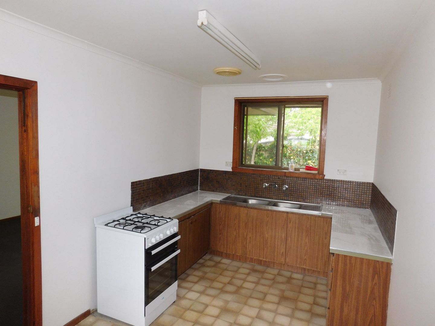 10/25 Newport Road, Clarinda VIC 3169 House For Rent Domain