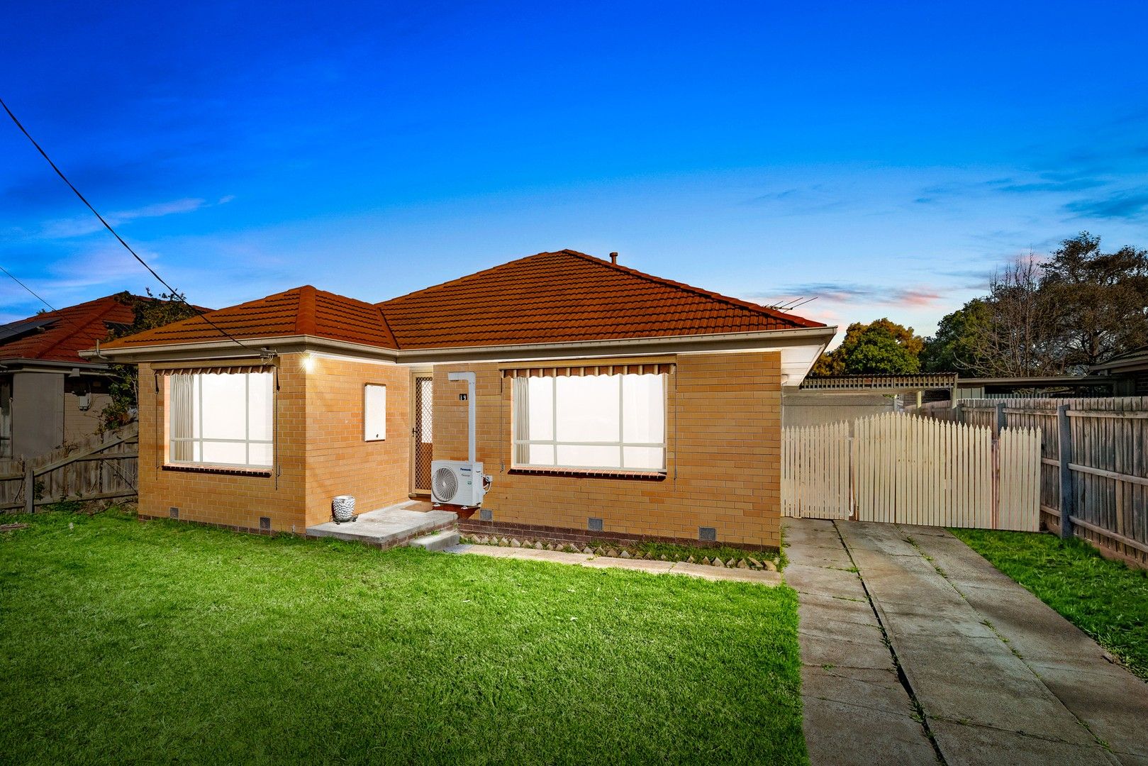 3 bedrooms House in 19 Greens Road WYNDHAM VALE VIC, 3024