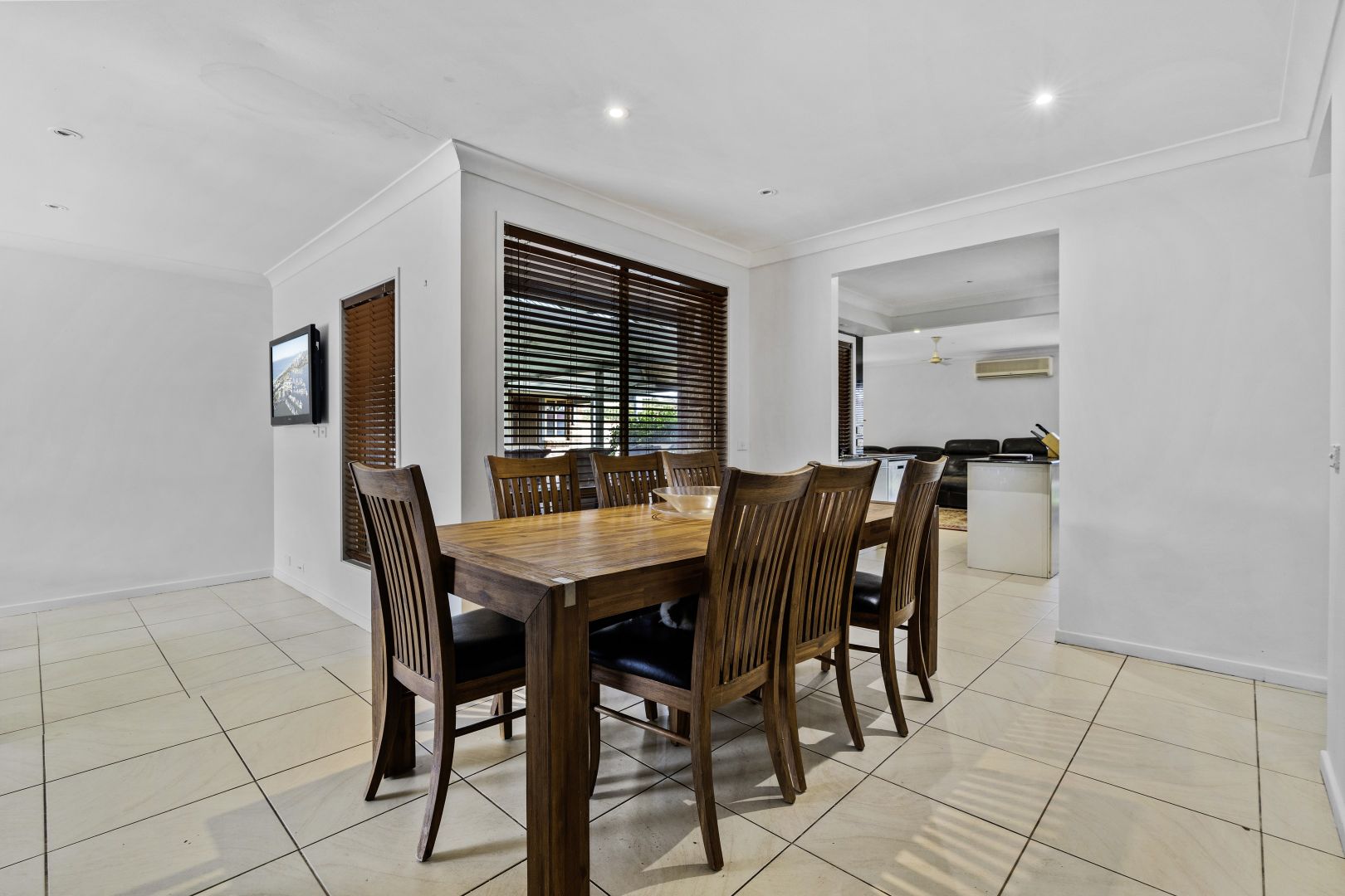 2 Numbat Place, Buxton NSW 2571, Image 2