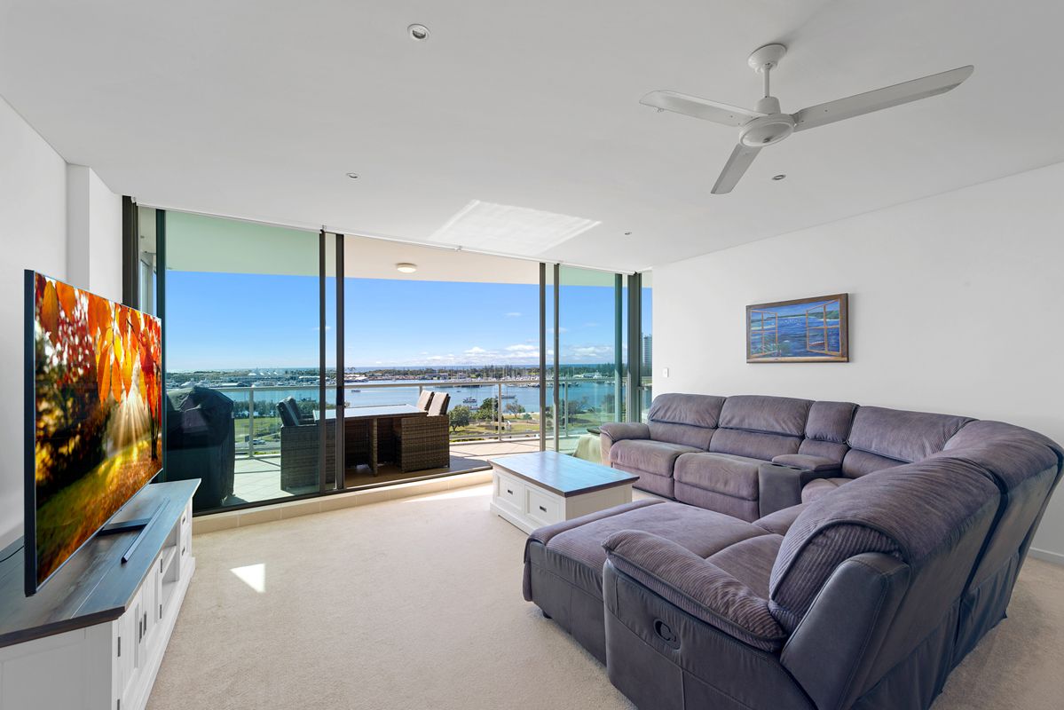 1205/1 Como Crescent, Southport QLD 4215, Image 2