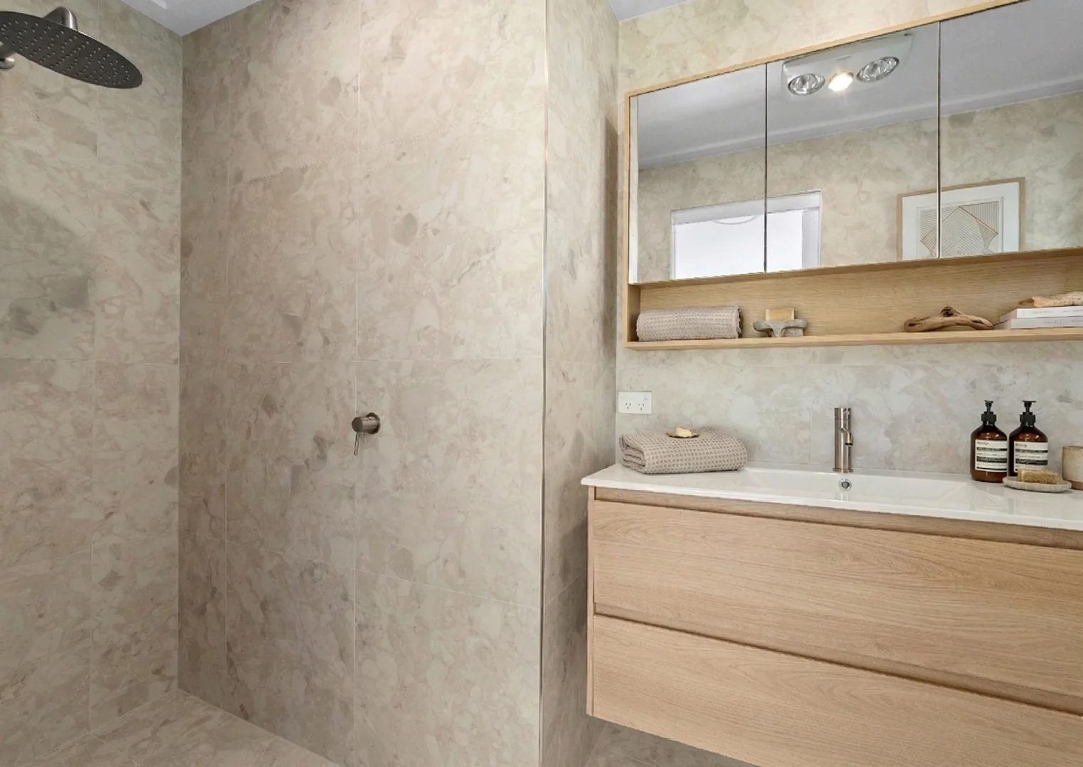 Additional image 5 of 14 Macquarie Road, Mannering Park NSW 2259