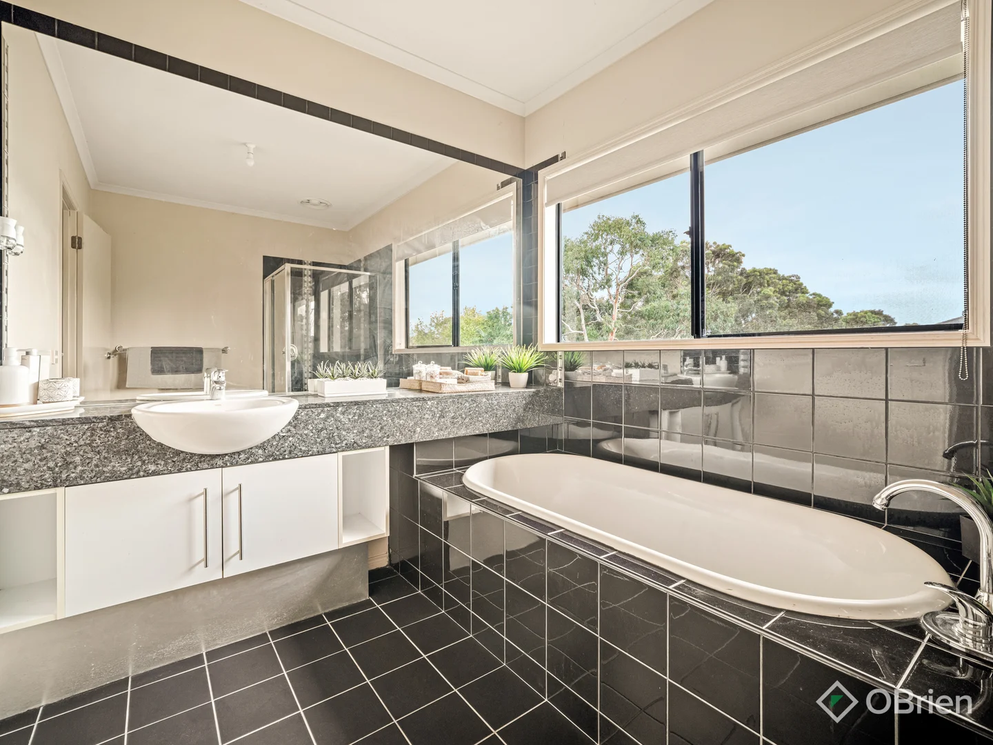 Additional image 10 of 8 Flynn Terrace, Sandhurst VIC 3977