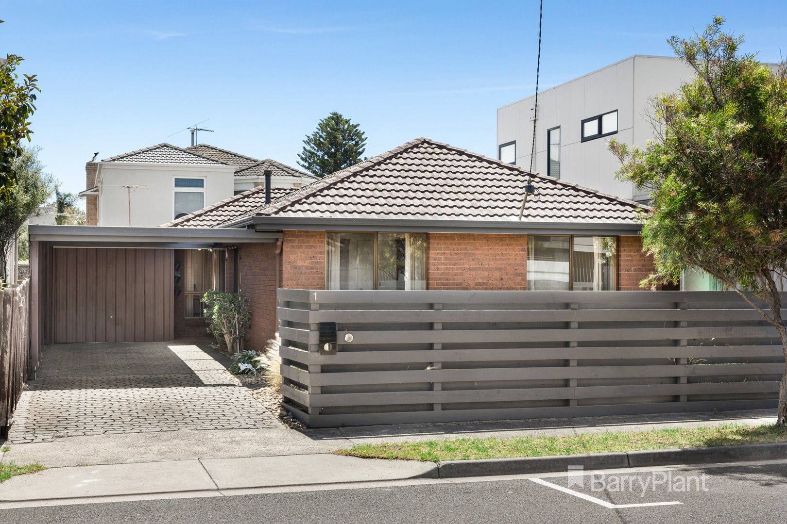 3 bedrooms House in 1 Newberry Avenue BONBEACH VIC, 3196