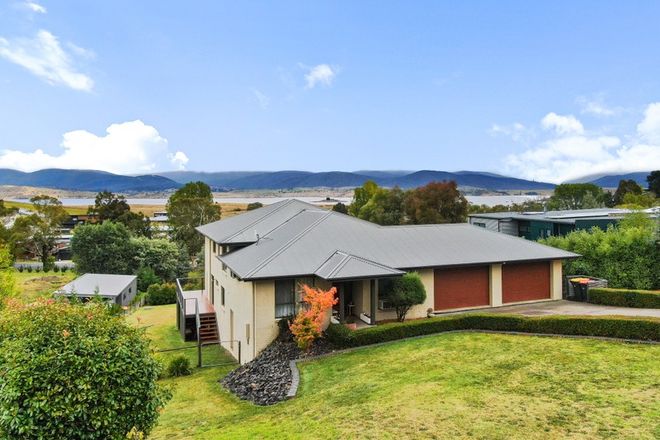 Picture of 12 Acacia Place, JINDABYNE NSW 2627
