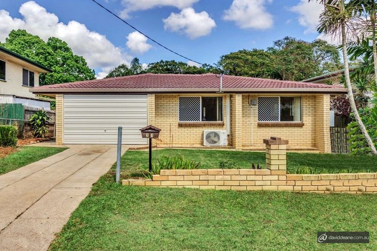 3 bedrooms House in 21 Valiant Crescent STRATHPINE QLD, 4500