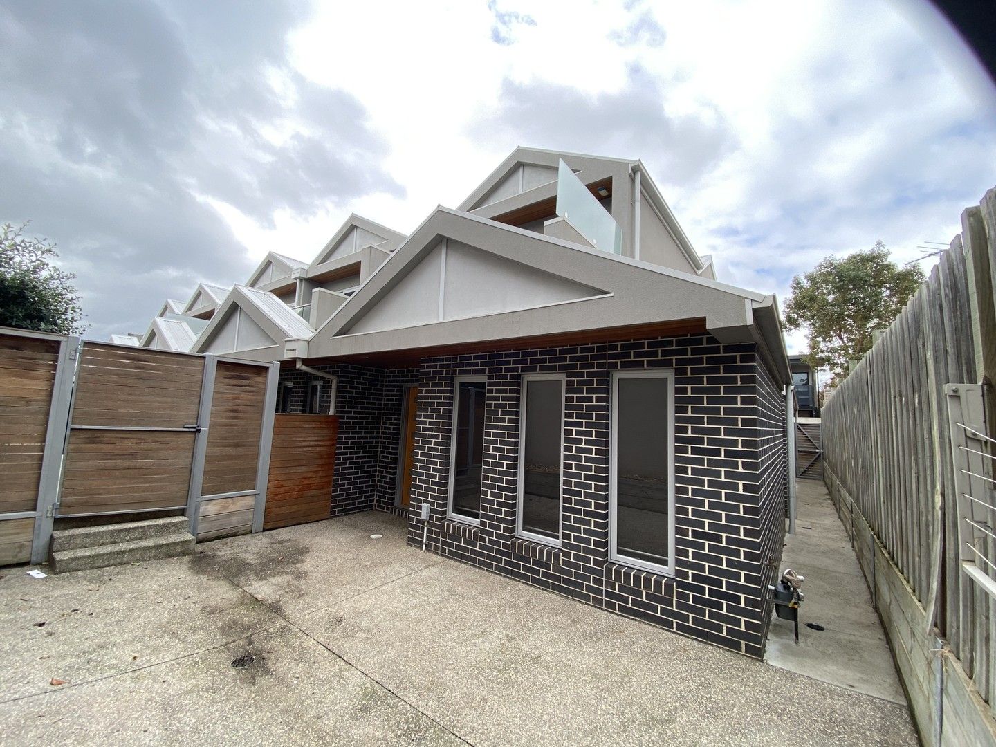 3 bedrooms Townhouse in 7/252-254 Pakington Street GEELONG WEST VIC, 3218