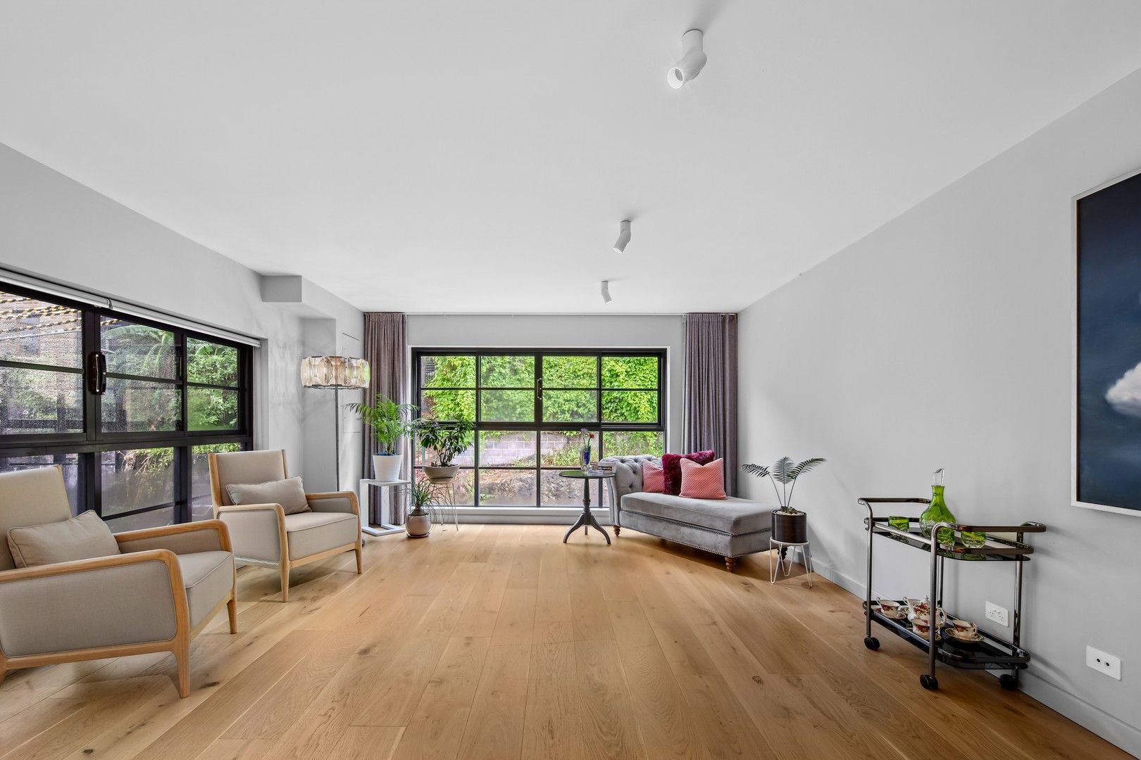 2 bedrooms Apartment / Unit / Flat in 20/48-64 Wentworth Park Road GLEBE NSW, 2037