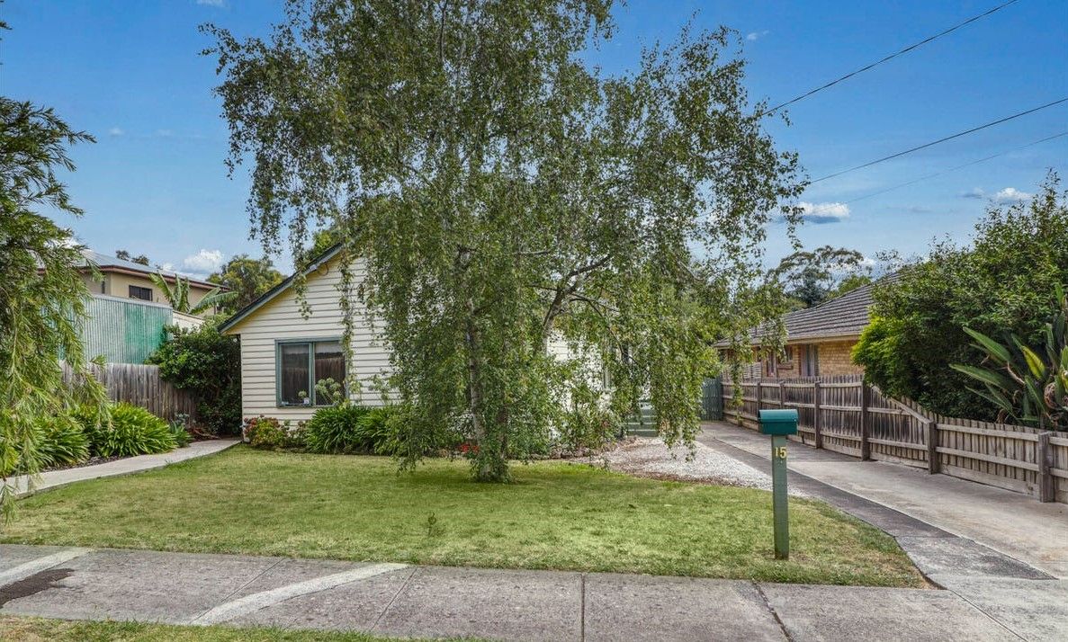 4 bedrooms House in 15 Rupert Street MITCHAM VIC, 3132