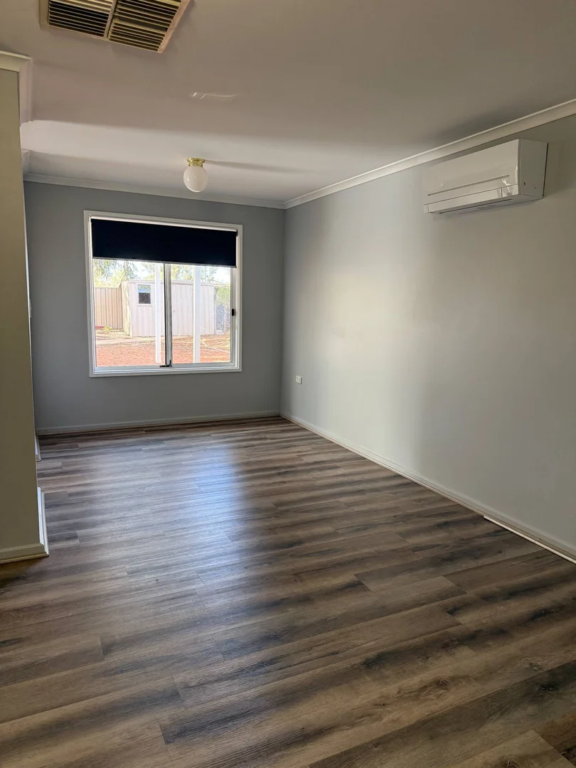 Additional image 3 of 33 Quandong St, Roxby Downs SA 5725