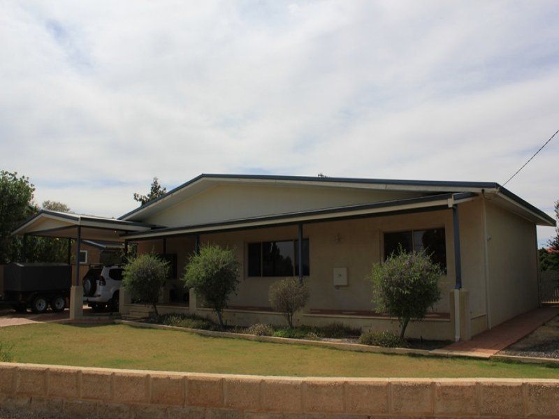 19 Nugent Street, Wongan Hills WA 6603, Image 1