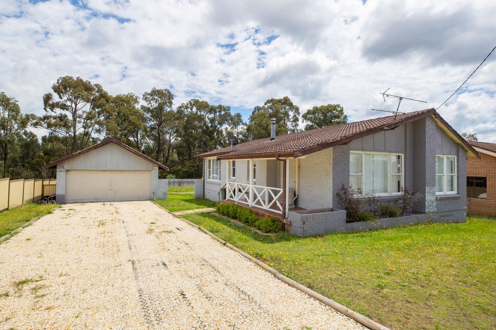 3 bedrooms House in 6 Tomalpin  Street KEARSLEY NSW, 2325