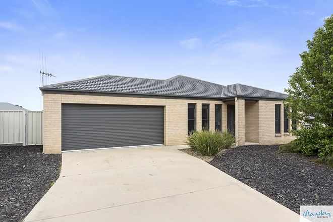 Picture of 217 Aspinall Street, KANGAROO FLAT VIC 3555