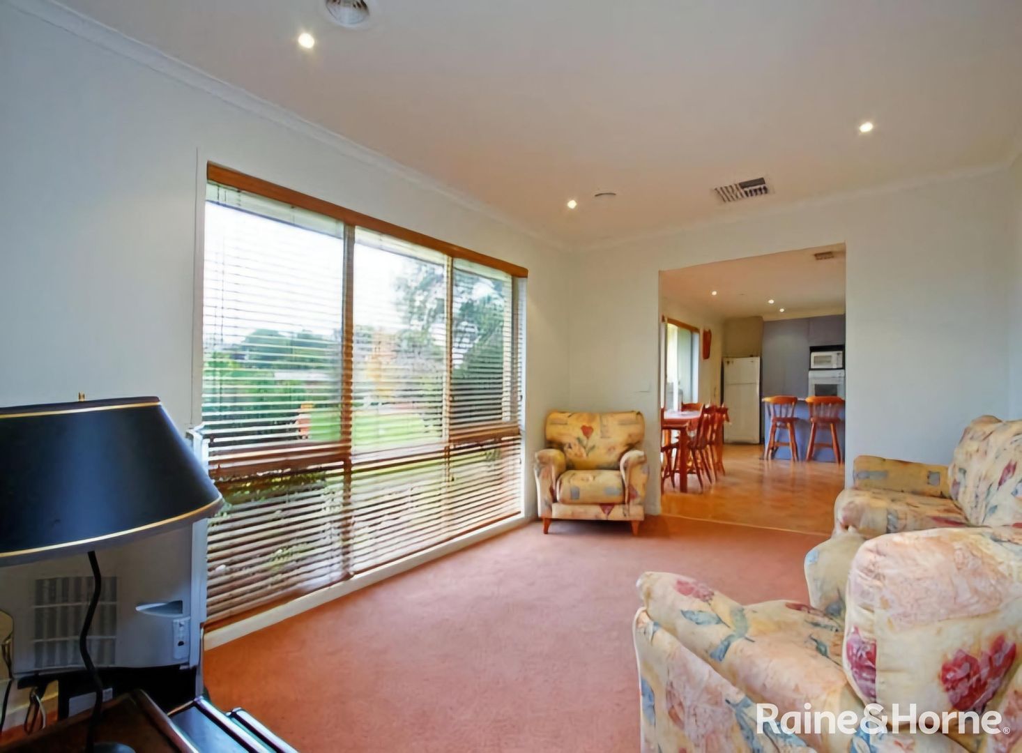 220 Eighth Avenue, Rosebud VIC 3939, Image 2