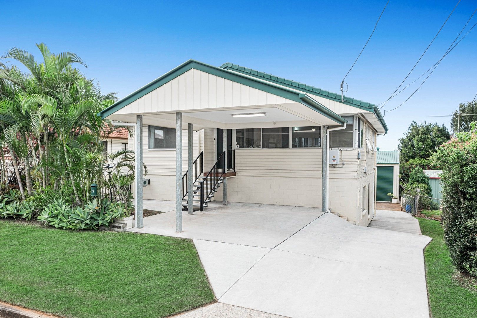 17 Bonniebrae Street, Wynnum West QLD 4178, Image 1