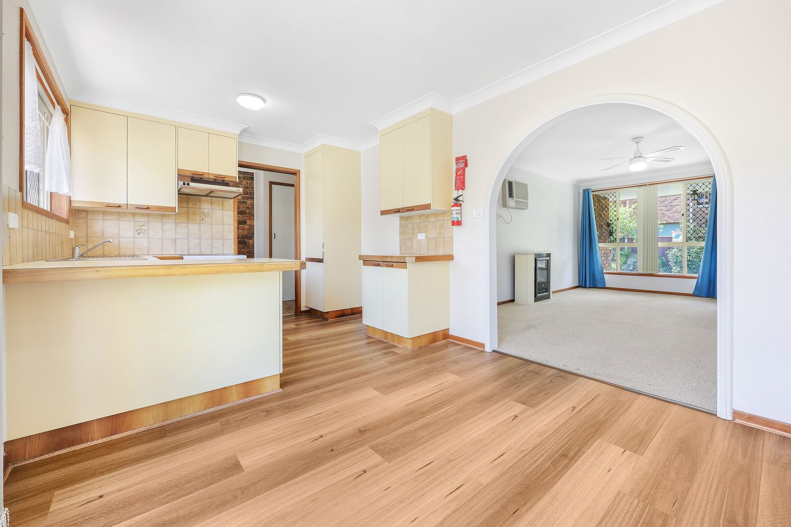 2/10 Illoura Street, Tamworth NSW 2340, Image 2