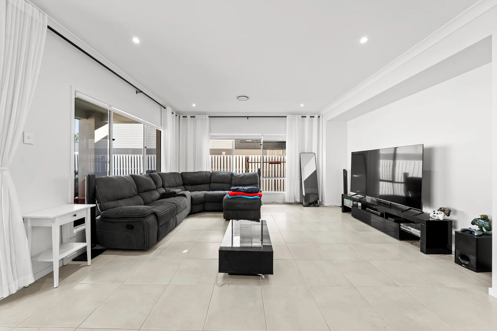 Additional image 7 of 8 Lakeshore Crescent, Willawong QLD 4110