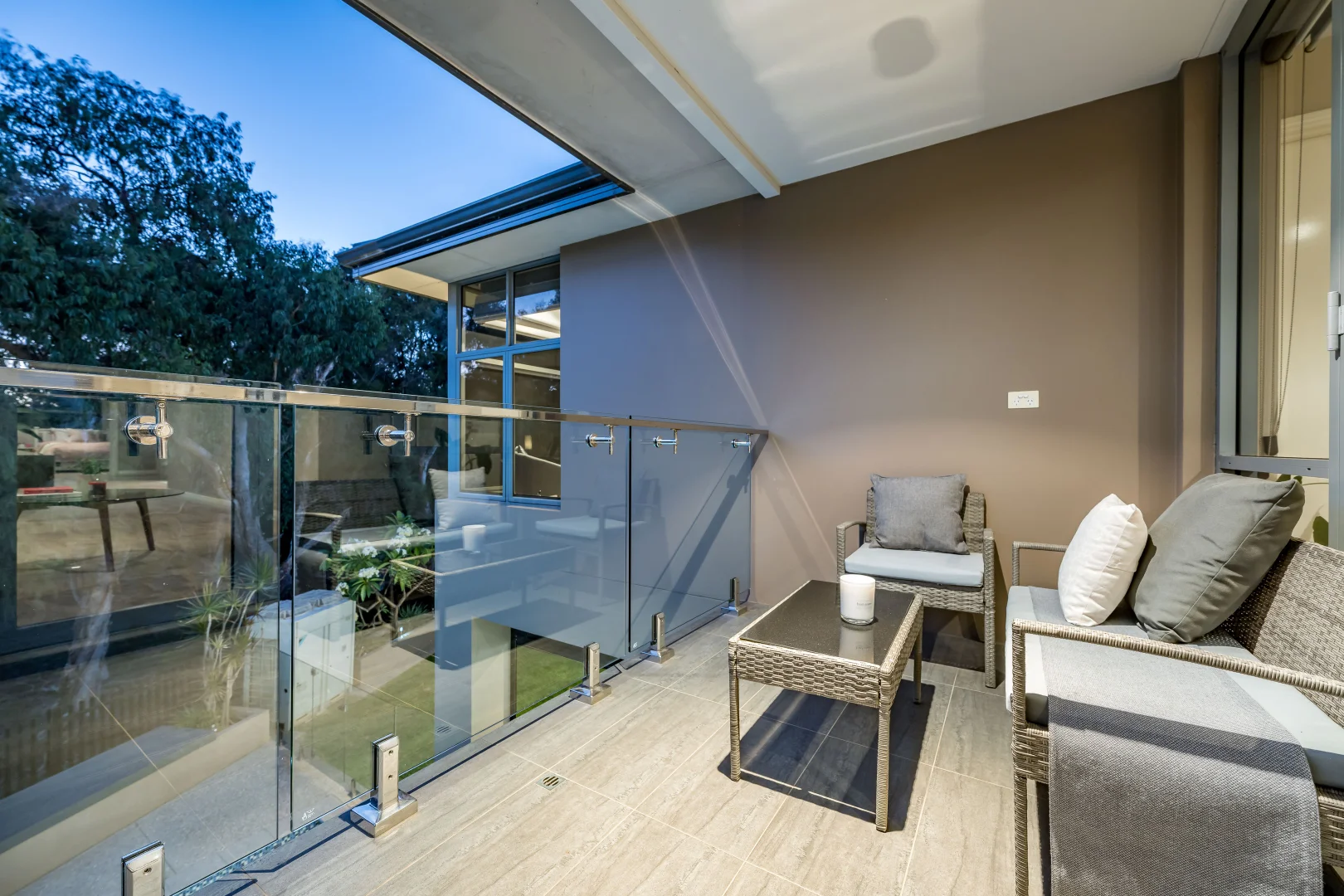 Image 28