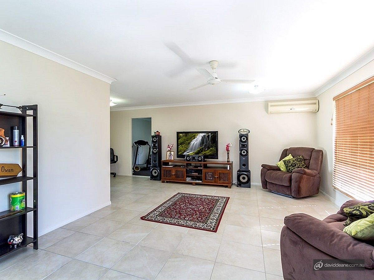 24 Kentwood Drive, Bray Park QLD 4500, Image 2