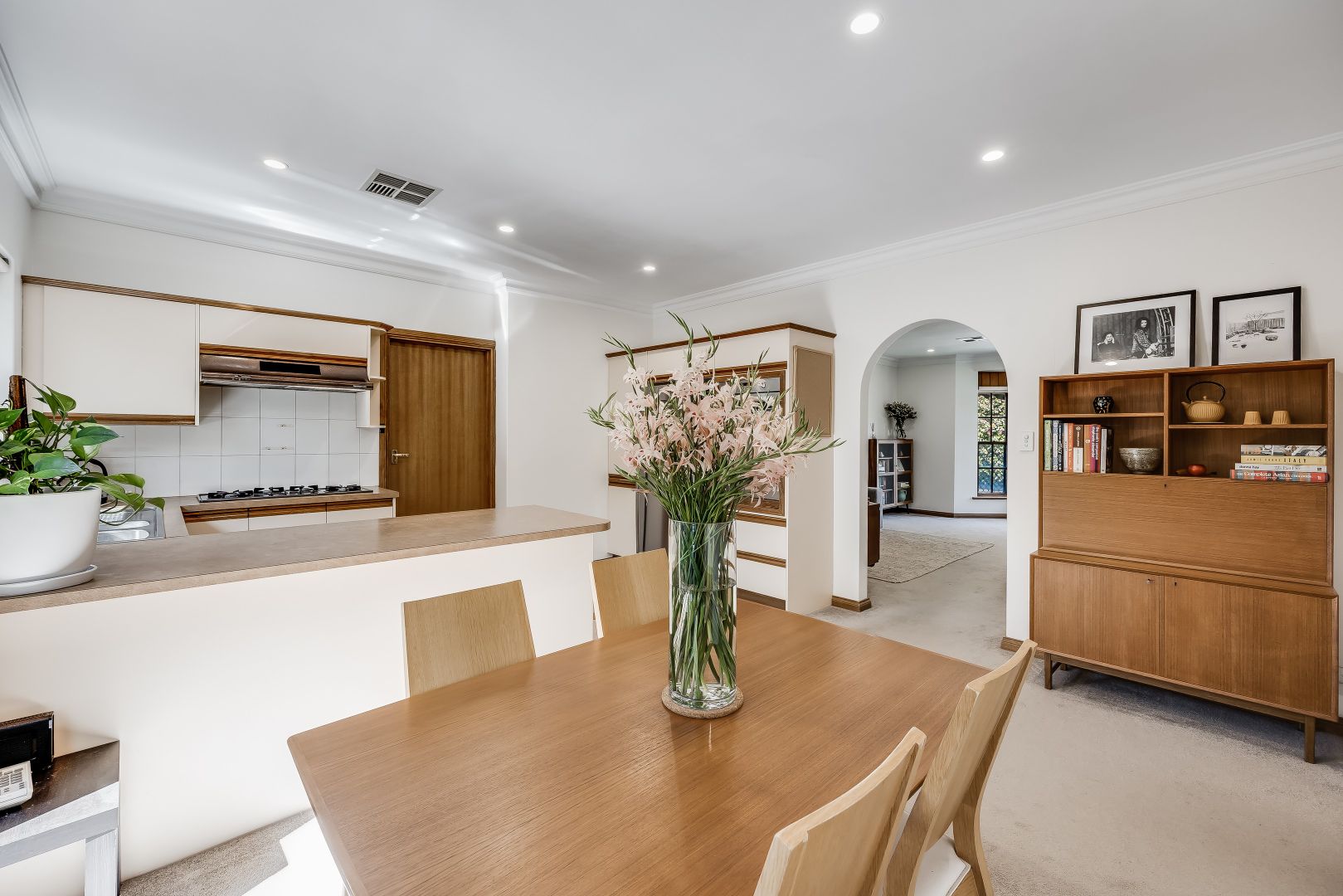 2/4 Bayly Street, Kensington Gardens SA 5068, Image 2