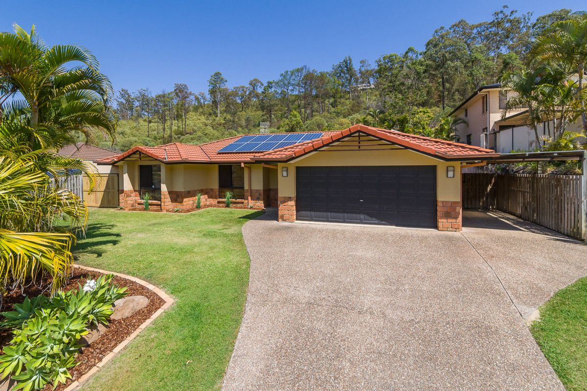 16 Moorea Court, Pacific Pines QLD 4211