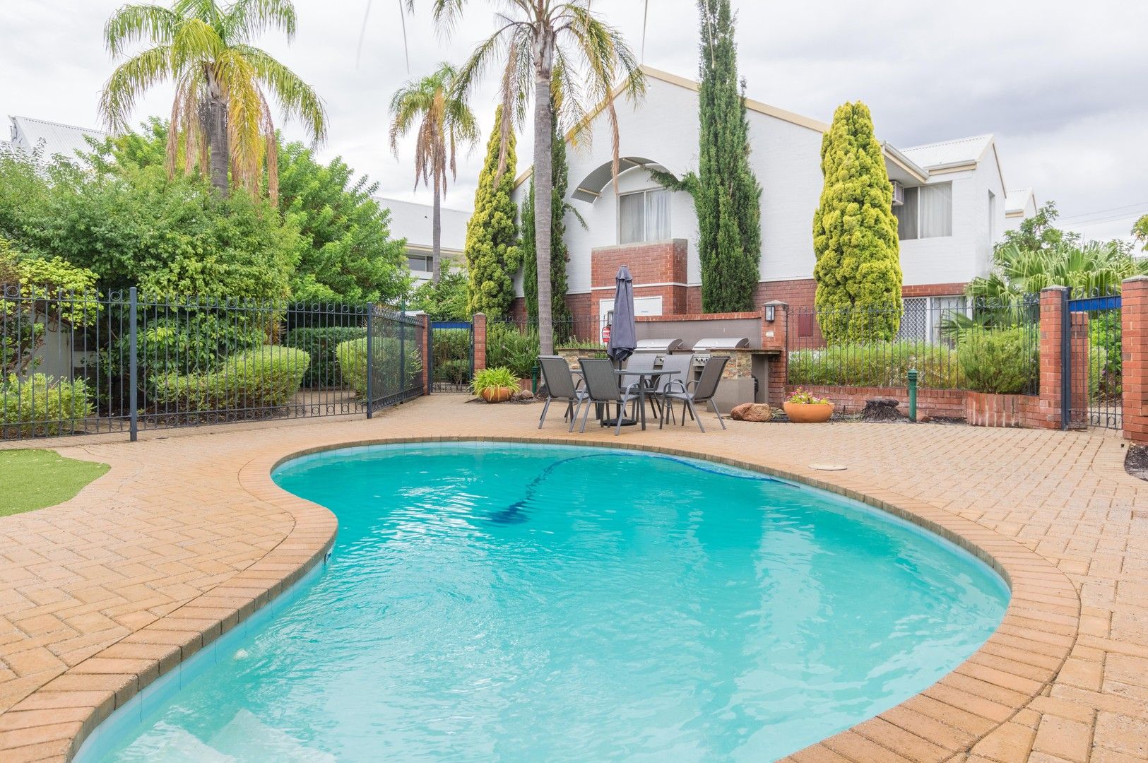 Sold 11/281 Mill Point Road, South Perth WA 6151 on 05 Jun 2023