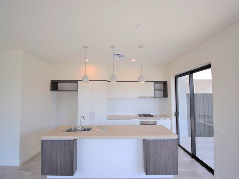 98 The Promontory Drive, Shell Cove NSW 2529, Image 1