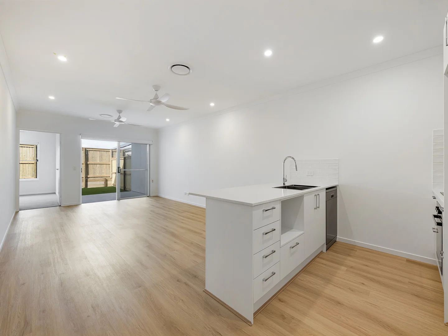 Additional image 3 of 24 Tablelands Crescent, Banya QLD 4551