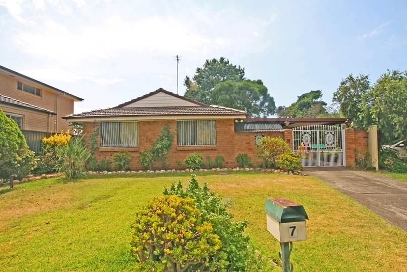 7 Mint Close, St Clair Property History & Address Research Domain