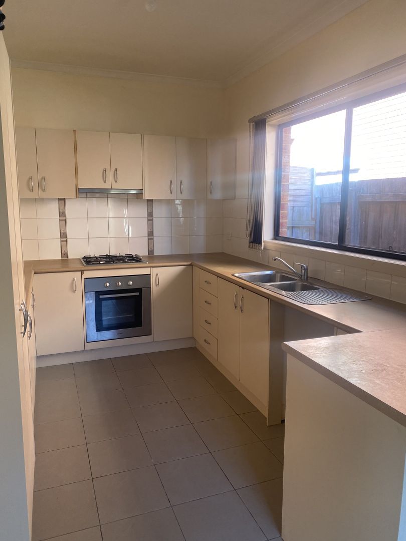 2B Treesbank Avenue, Noble Park VIC 3174 Townhouse For Rent Domain